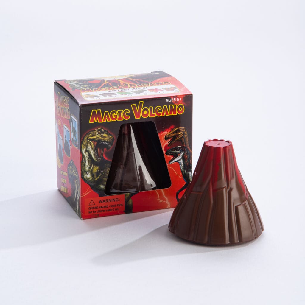 Magic Volcano Hatch'ems toy