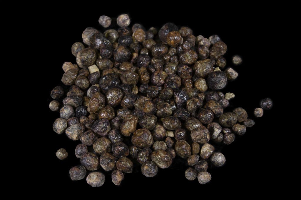 Garnets rough 1 LB