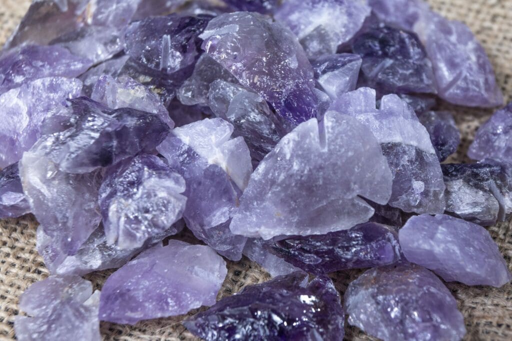 10 Pack Amethyst Arrowheads 1"