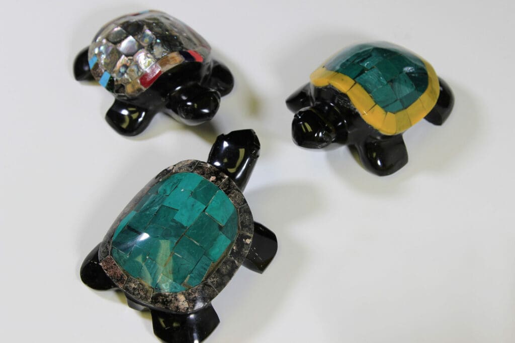 Assorted Inlaid Obsidian Turtle 5" (One Turtle)