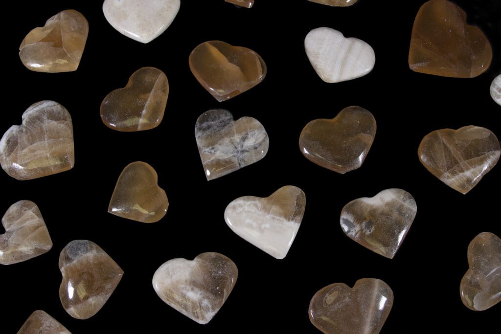 Plain Aragonite Heart